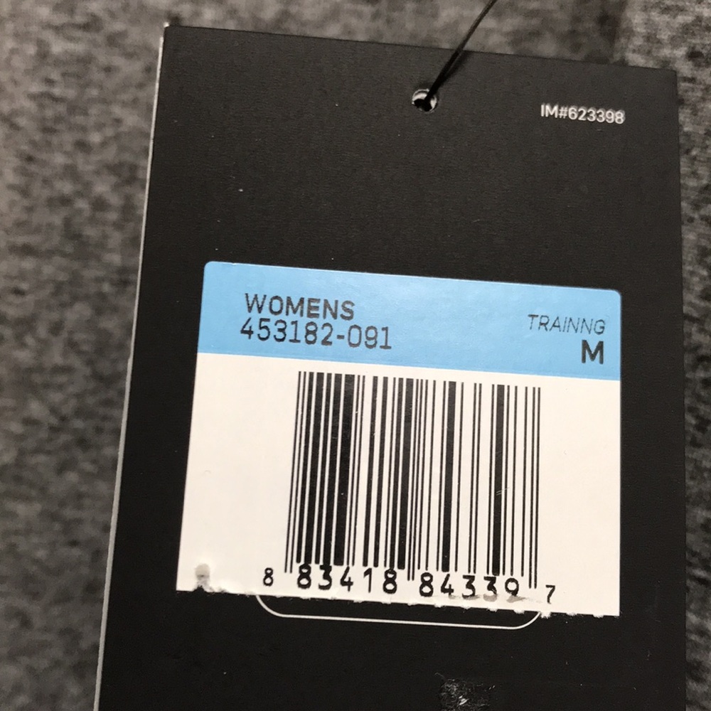 Nike Women’s Legend Long Sleeve Poly Top - Picture 3 of 4